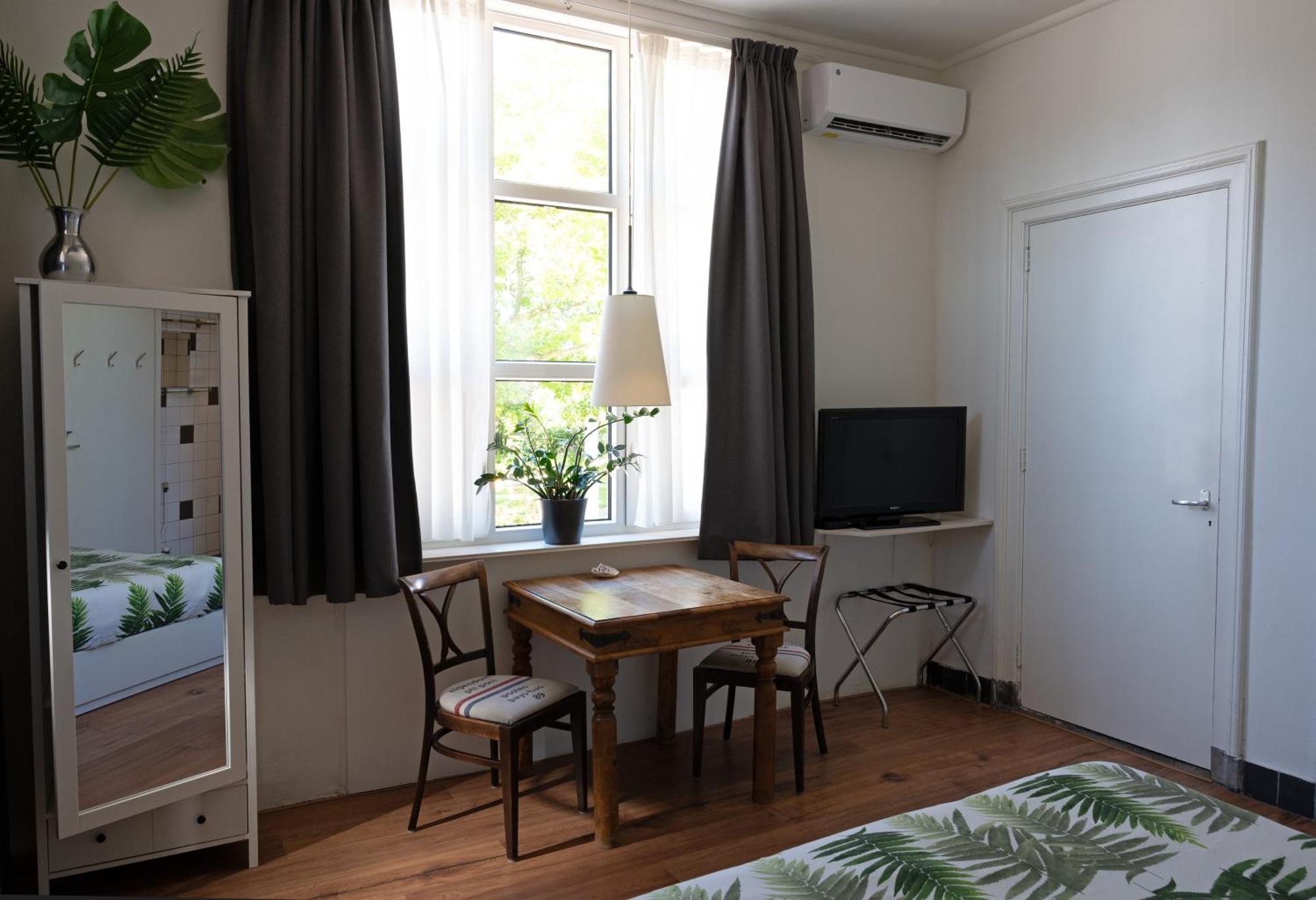 B&B Het Oude Postkantoor Yerseke Bagian luar foto