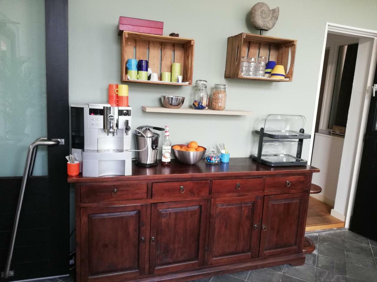 B&B Het Oude Postkantoor Yerseke Bagian luar foto